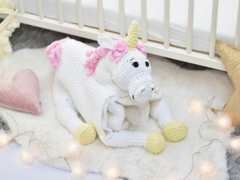 Cuddle and Play Unicorn Crochet Blanket Yarn Pack – Dreamy Wool