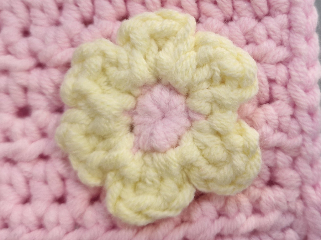 Simple flower FREE CROCHET PATTERN