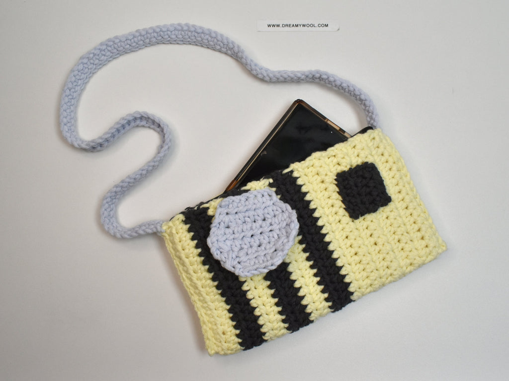 Bee Crossbody Bag FREE CROCHET PATTERN