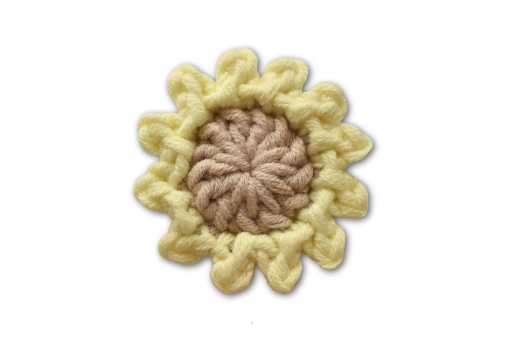 Mini sunflower FREE CROCHET PATTERN