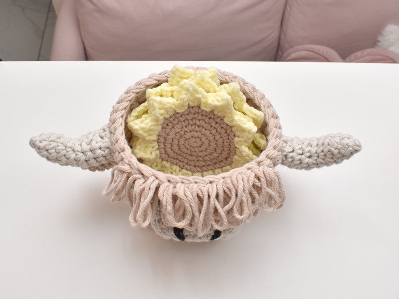 Highland Cow Crochet Basket Yarn Pack