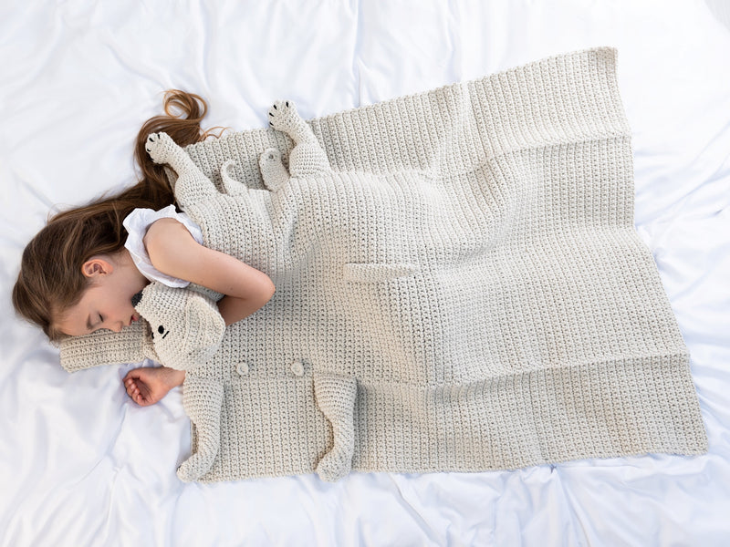 Cuddle and Play Labrador Dog Crochet Blanket Yarn Pack