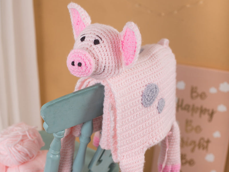 Cuddle and Play Pig Crochet Blanket Yarn Pack