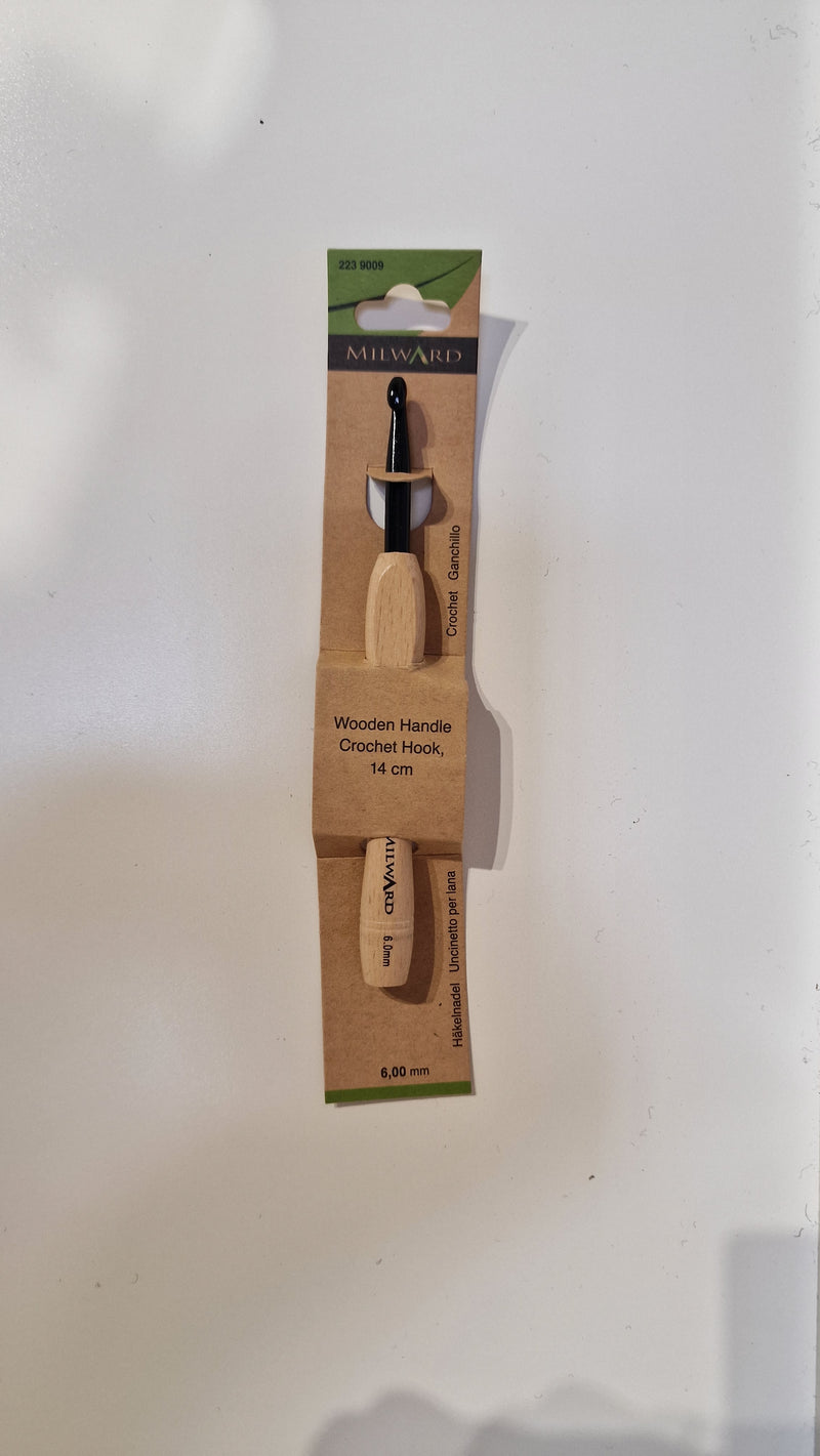Millward wooden handle crochet hook